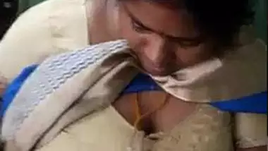 380px x 214px - Insistent Indian Man Coaxes Wife To Flash Boobs For His Porn Film indian  tube porno