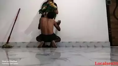 Green Saree indian Mature Sex In Fivester Hotel ( Official Video By Localsex31)