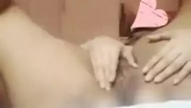 Trying My Hardest To Show You My Hairy Pussy / Thick And Curvy / Model Rebecca