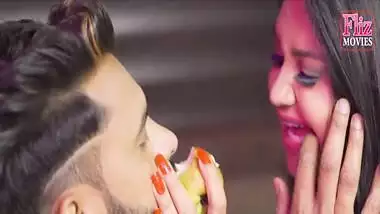 Punjabi porn video showing wives with male escort