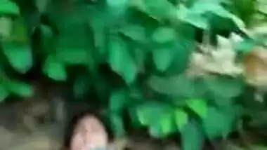 Desi chick has unshaved pussy captured by XXX man for MMS content