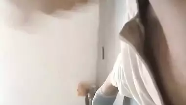 Jija Ji Ko Muth M Rte Pakda Fir Unhone Jo Mujhe Choda Mza Aa Gya