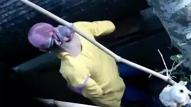 XXX Spy cam video of my old BBW desi mother-in-law taking shower