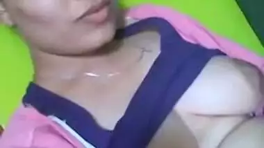 Comely Indian girl shows boobs and rubs snatch like real porn star
