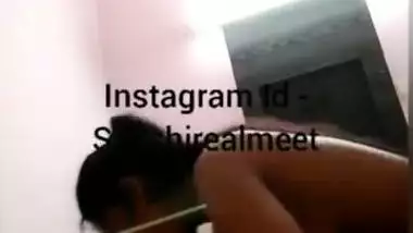 Hot Indian Young Couple Amazing Hindi Audio Sex Video Real Sex Instagram Id - sakshirealmeet