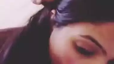 Indian Hot Girl Showing Her Sexy boobs Part 1