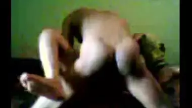 Desi village bhabhi first time home sex with lover absence of hubby