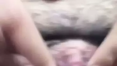 Kanpur girl strips and records her desi nude mms