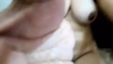 Punjabi slutty aunty masturbation outdoor and fingering ass! Desi XXX mms