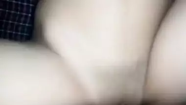 Sri Lankan Sexy Wife Softcore Sex With Cum Shot