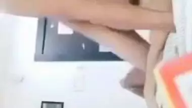 Desi performs XXX show to leak video where she is nailed by her fucker