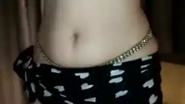 Desi wife with hidden XXX pussy in stockings reveals only sex boobs