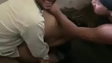 Sexy Punjabi Girl Enjoy with Lover and his Friends with Clear Punjabi Taking Don’t miss part 1