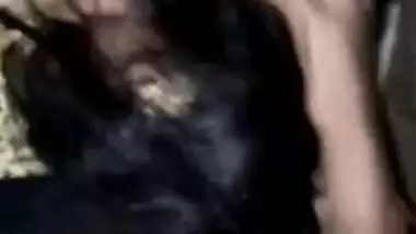 Cock-hungry Desi MILF cheats with Devar in XXX video that becomes MMS