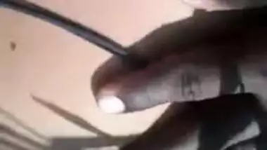 MMS clip of Desi guy who fucks curvy stepsister's XXX opening outdoors