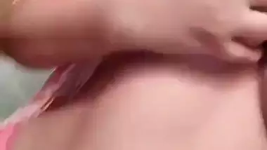 Indian sexy bhabhi Savita showing her boobs