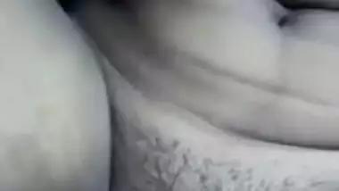 Desi whore's dirty pussy is naked in this amateur home XXX video