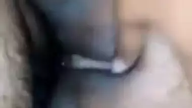 Desi MILF XXX video where she is penetrated by the young man on camera