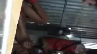 Anciana de 60 años flaca se orgasma en mi boca