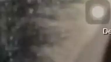 Sexy Desi girl films herself naked putting hand down there to rub clit