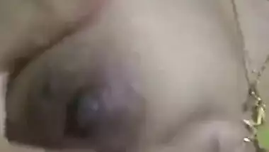 Super hot desi girl nude show and hot expressions for boyfriend