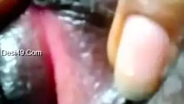 Desi with nose piercing easily shows boobs and pussy on the camera