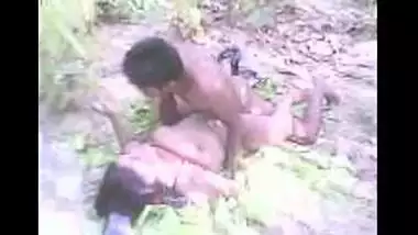 Village Girl Hardcore Outdoor Fucking New MMS Scandal