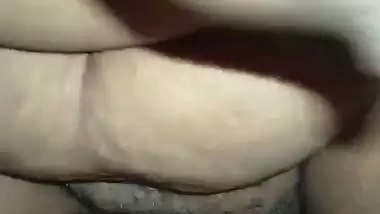 Village lady spits on the dick and shoots her desi porn