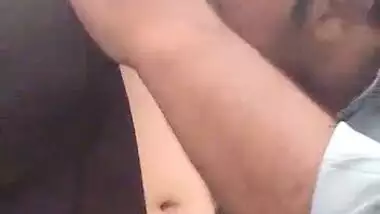Kashmiri lovers ki romance and boob sucking
