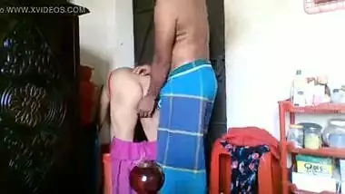 Pyasi aunty ke hardcore chudai ki free Bangali mms clip