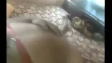 Desi mature maid sucks owner’s thick dick deep