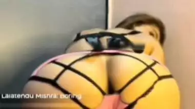 Latest Live Of Hirral Raddiya Display A$$ Clearly For The First Time!! 19 Mins
