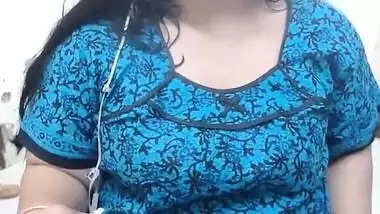 Indian Desi Aunty Talking Dirty And Showing Her Hairy Pussy To Her Customer