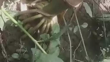 Dehati Chitkul village lady outdoor nangi video