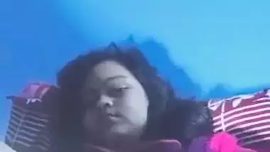 Bangladeshi Beautiful Super Horny Chittagong Girl Pussy Fingering Part 1