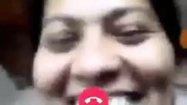 Sexy Desi female allows guy to see her natural XXX tits via video link