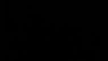 Bhabhi riding on the Dick while checking on the mobile