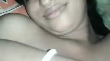 Dammn beautiful desi GF naked Valentine video