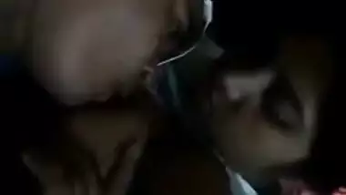 Sweet Desi girl feeding her XXX juicy boobs to her colleague MMS