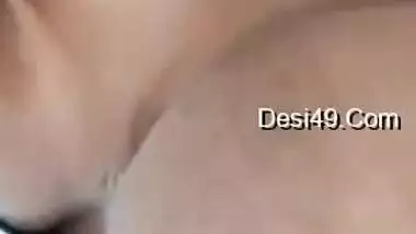 Horny Indian aunty calls her lover and makes him XXX surprise