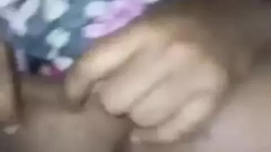 Sweet Desi chick gets her mouth and XXX pussy nailed by horny guy