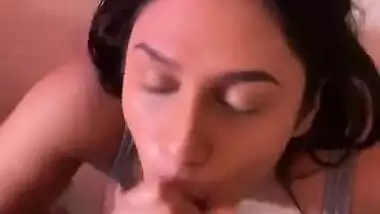 Indian Hot And Sexy College Babe Nicely Blowjob Her Lover Dick Part 2