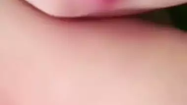 Cam girl in saree goes live to show huge boobs