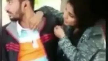 Tamil girl giving blowjob outdoor In park and caught on cam. Desi MMs