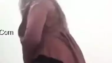 Today Exclusive-hot Indian Bhabhi Showing Her Boobs And Pussy Part 8