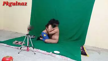 Sali ne jija g ka massage kia or jija g se...