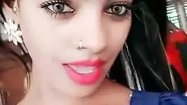 Huge tite boob indian girl
