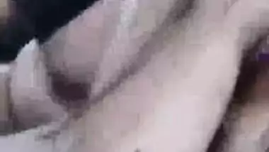 Car mai office ki ladki ka boss se hardcore pussy fuck scene