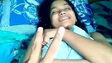 Desi xvideo of a shy bhabhi enjoying a valuable home sex session