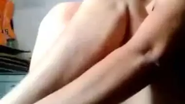 Hot Dehati Desi performs hot XXX striptease in front of the camera